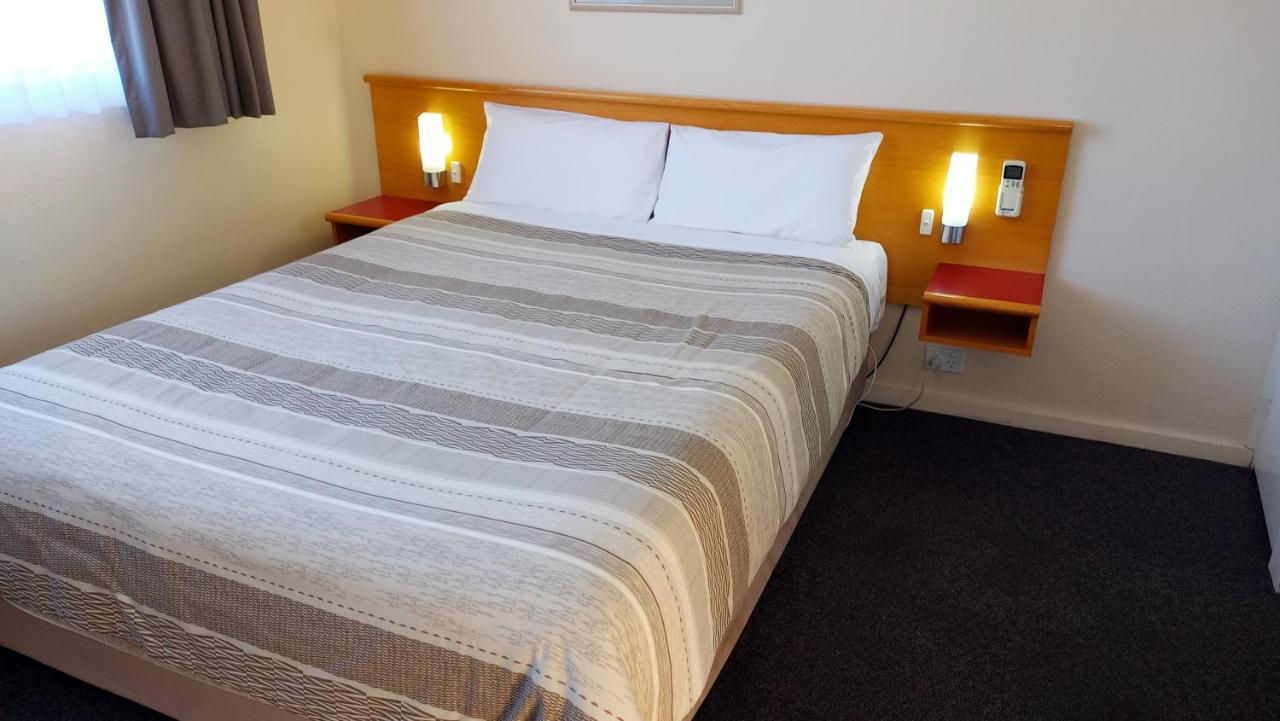 Redhill Cooma Motor Inn Eksteriør billede