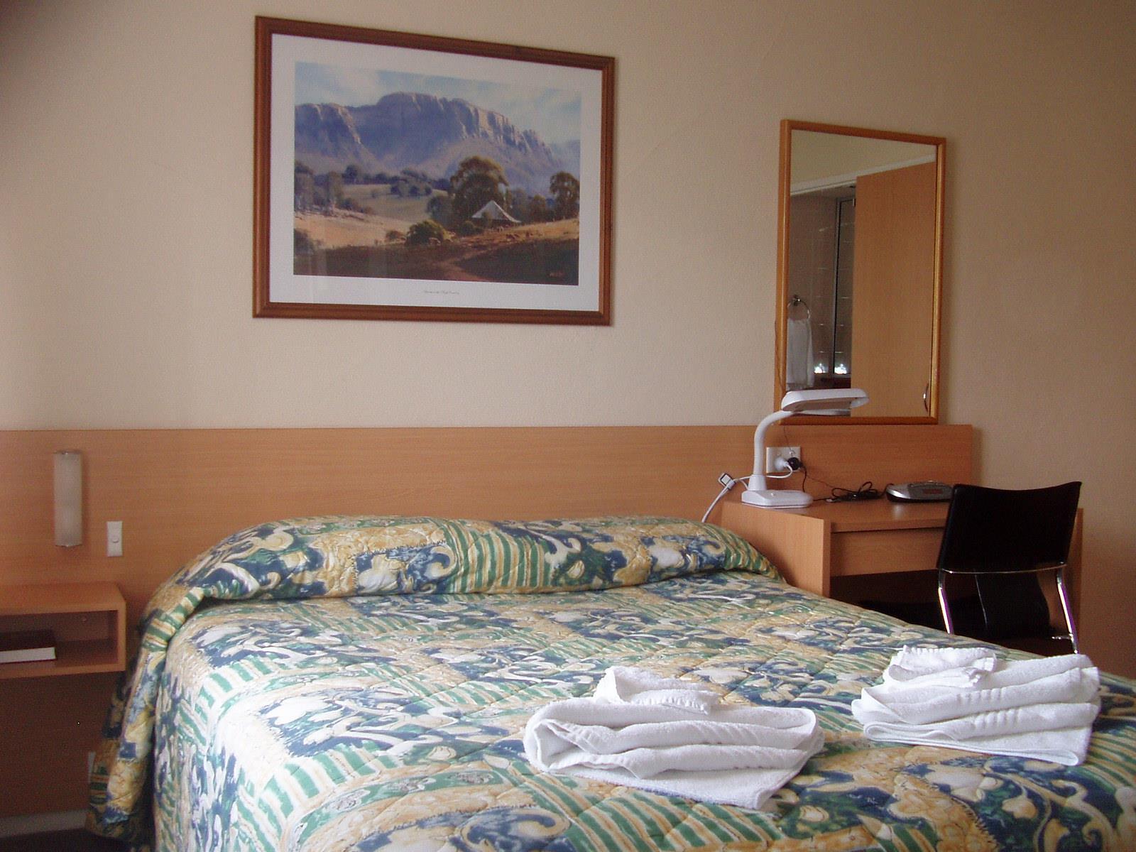 Redhill Cooma Motor Inn Eksteriør billede