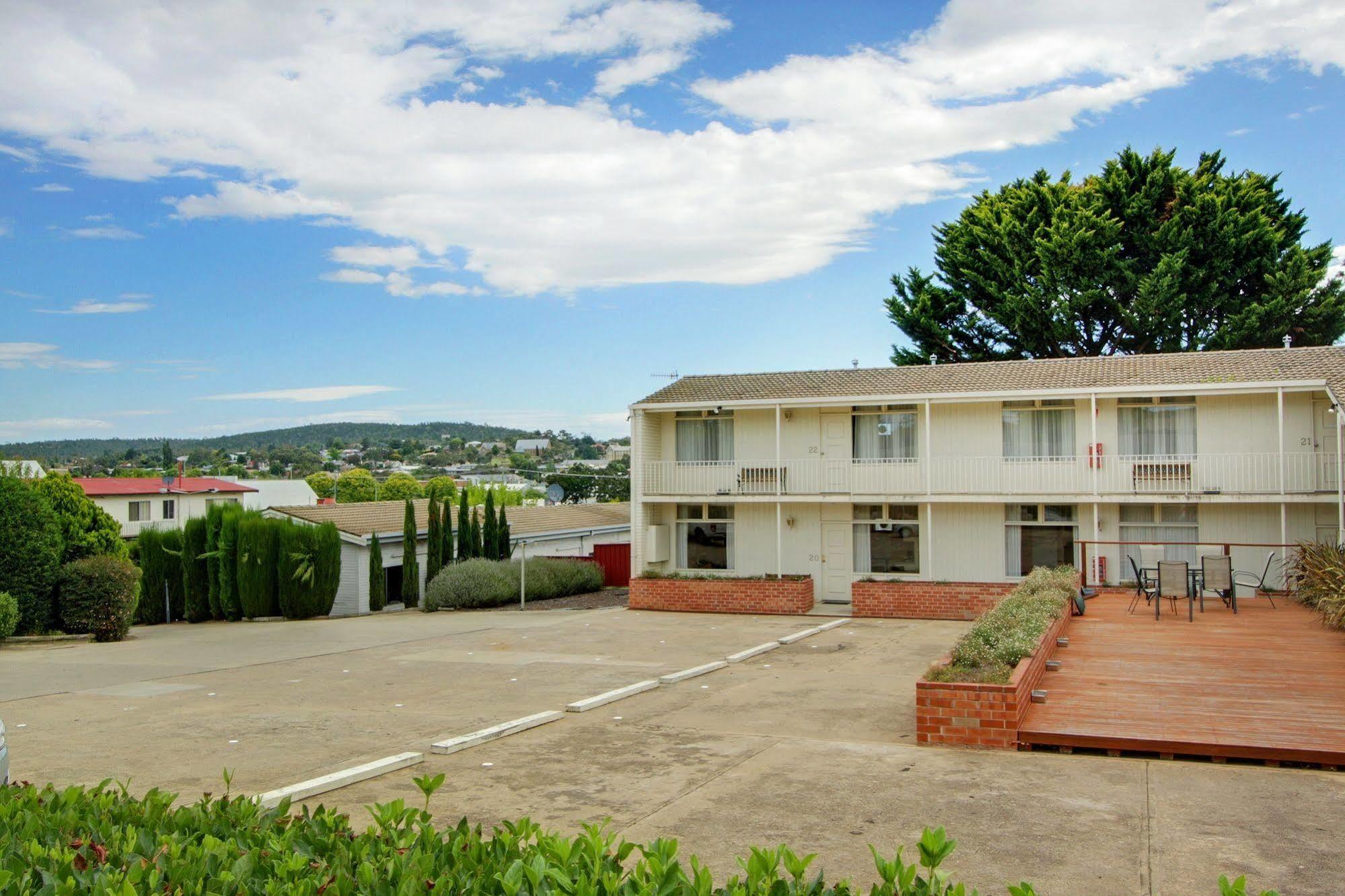 Redhill Cooma Motor Inn Eksteriør billede
