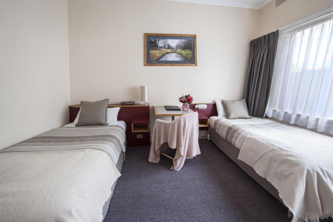Redhill Cooma Motor Inn Eksteriør billede