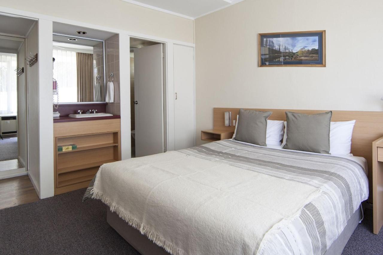 Redhill Cooma Motor Inn Eksteriør billede